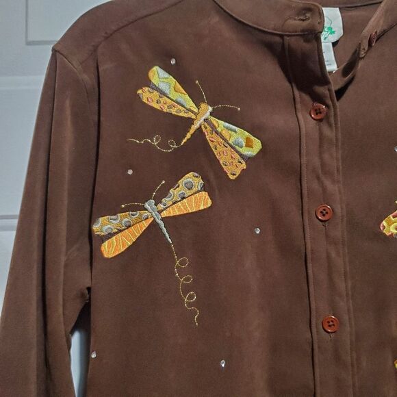 Quacker Factory Embroidered Dragonfly Printed Button Down Blouse Size S - Picture 4 of 11